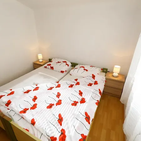 Lejlighed Apartmani Helena Vir Vir