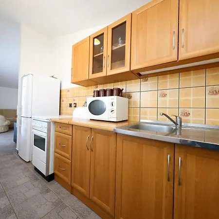 Apartmani Helena Vir Lejlighed *