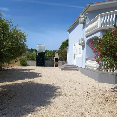 Lejlighed Apartmani Helena Vir *